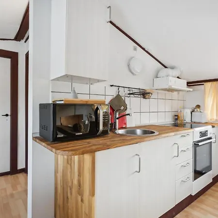 2 Bedroom Lovely In